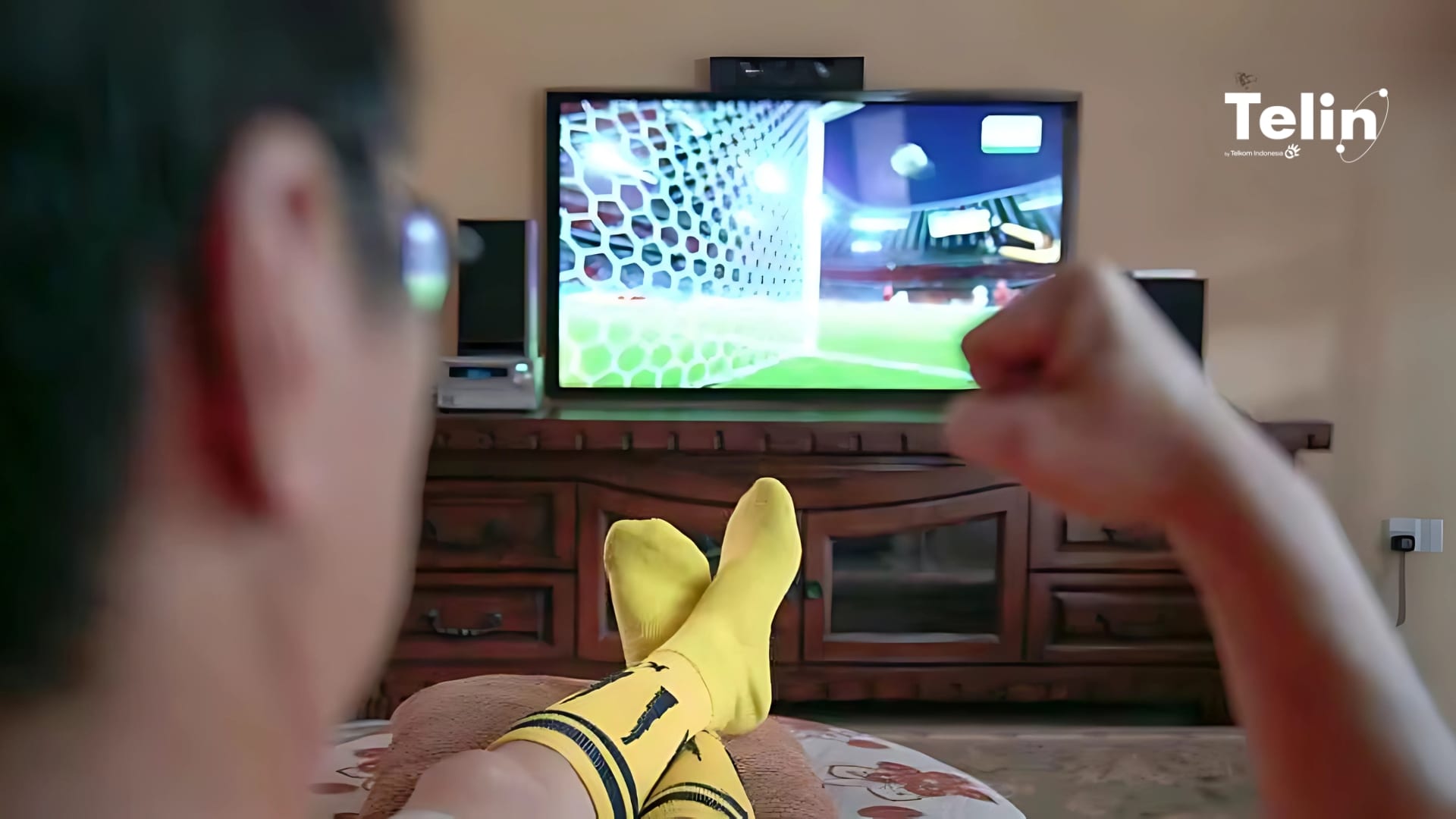How to Keep Your Internet Speed Fast Enough to Stream the World Cup?